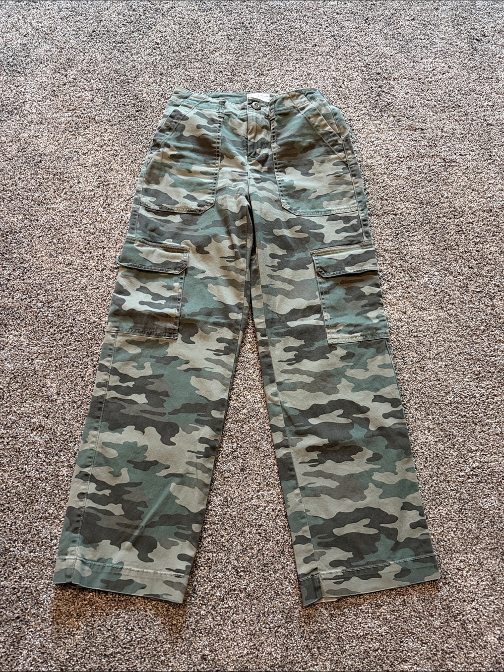 Women’s Green Camo Cargo Pants